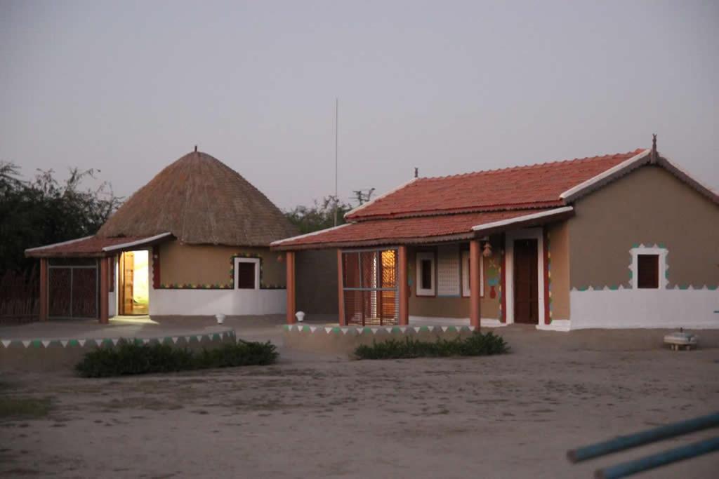Bherandiāla Rann Visamo Resort מראה חיצוני תמונה